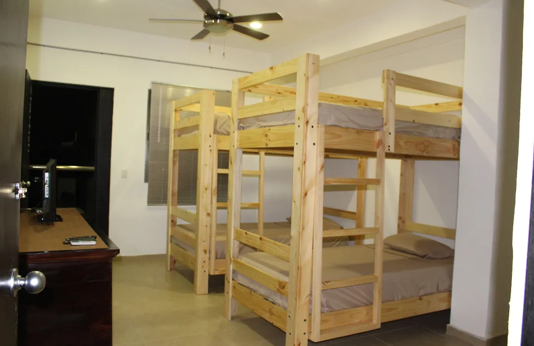The Mermaid Hostel Beach (Adults Only)-1