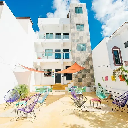 The Mermaid Hostel Beach (Adults Only)-2
