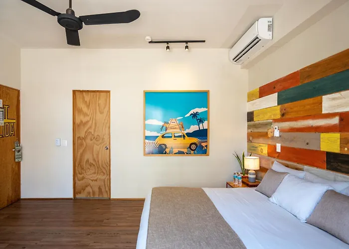 Mayan Monkey Cancun - Social (Adults Only)Hostal